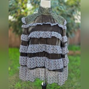 POL Boho Ruffled Velvet and Lace Top Size Medium